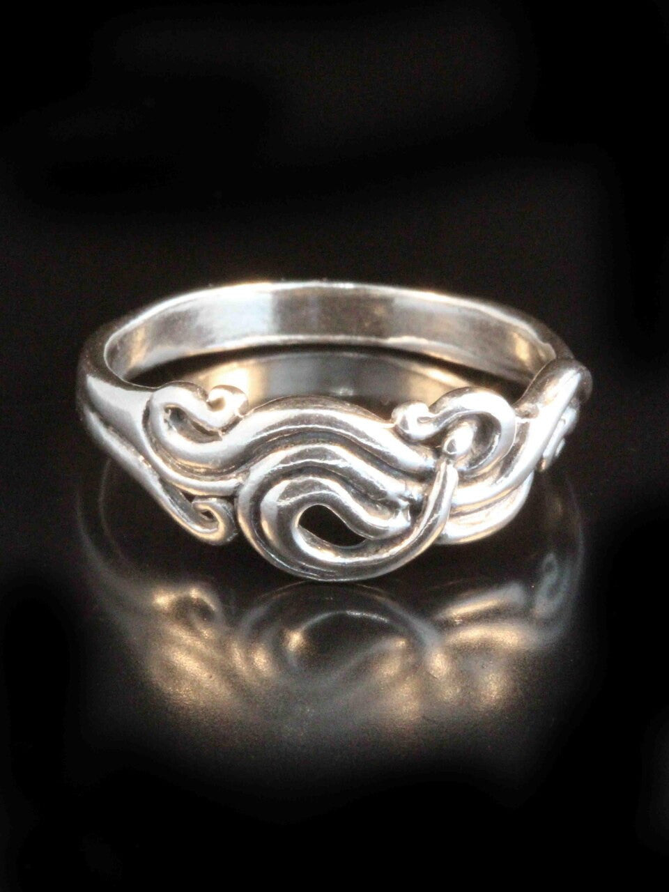 Nouveau Swirl Ring - Silver