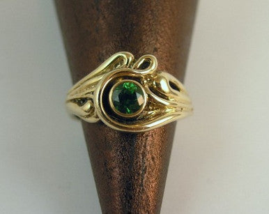 Gold Wave Ring with Tsavorite - Solid 14k Gold